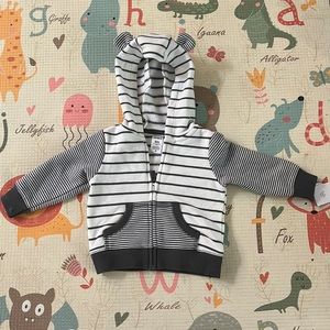 NWT! Carters 6M hoodies zip up